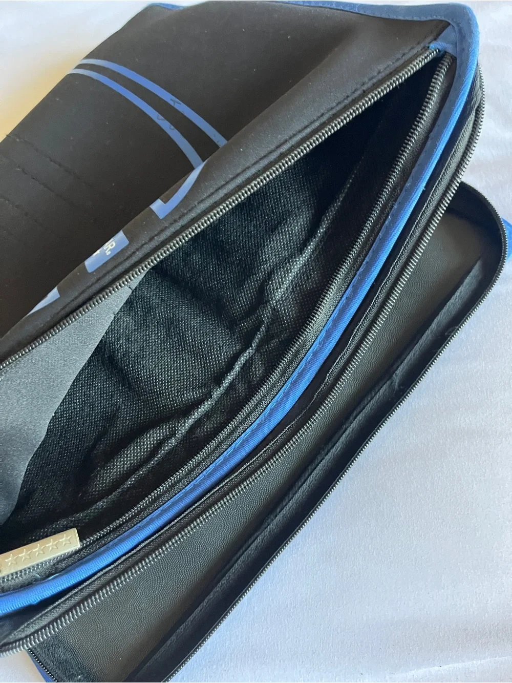 Five Star 2 Inch Zipper Binder Blue Black 3 Ring Zippered Pocket Case Used